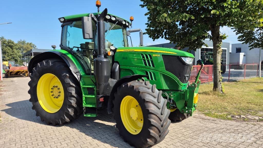 John Deere 6195 R Traktorit