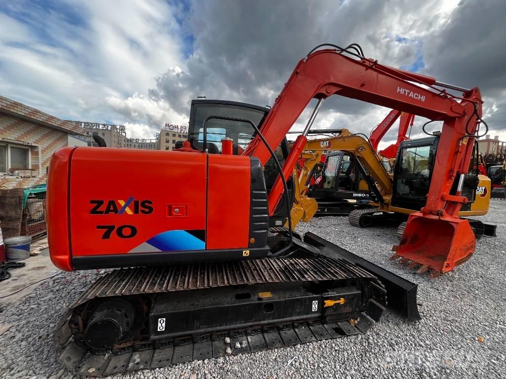 Hitachi ZX 70 Midikaivukoneet 7t - 12t
