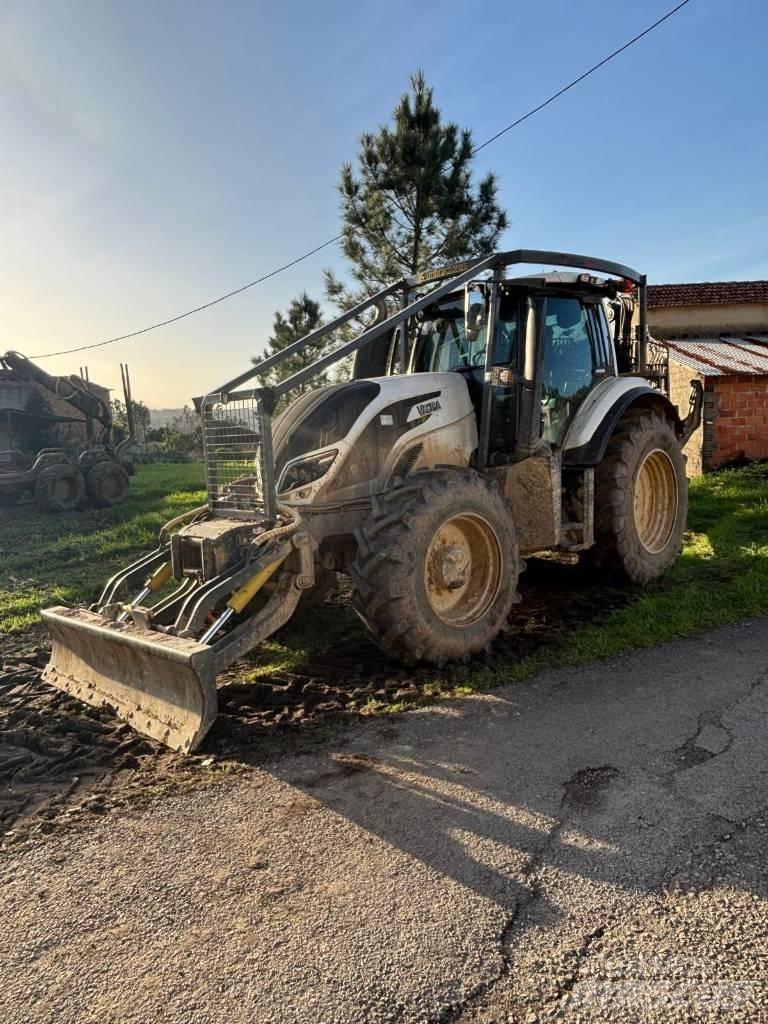 Valtra T 174 Kuormatraktorit