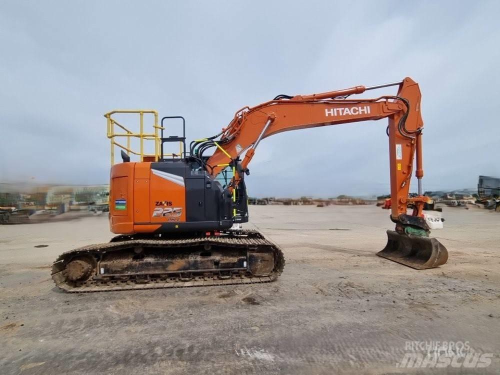 Hitachi ZX225USLC-7 Telakaivukoneet