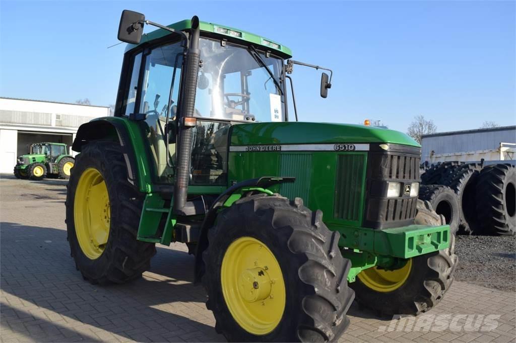 John Deere 6510 Traktorit