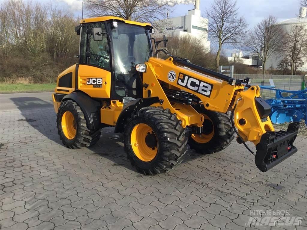 JCB TM 220 Agri Teleskooppipuominostimet
