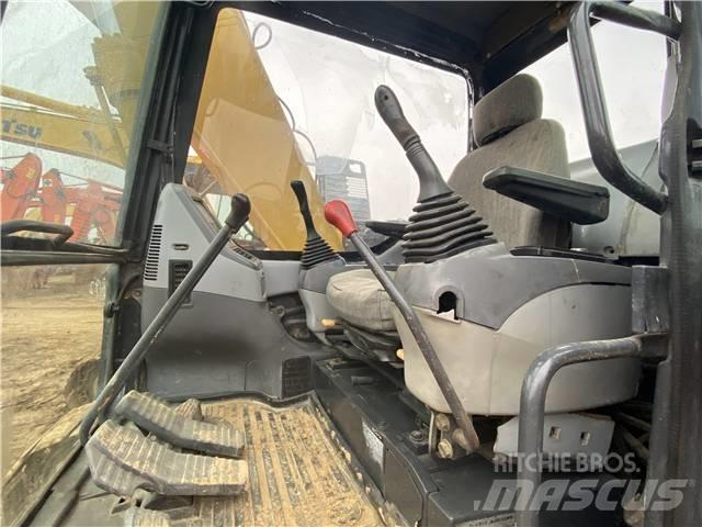Komatsu PC138US Telakaivukoneet