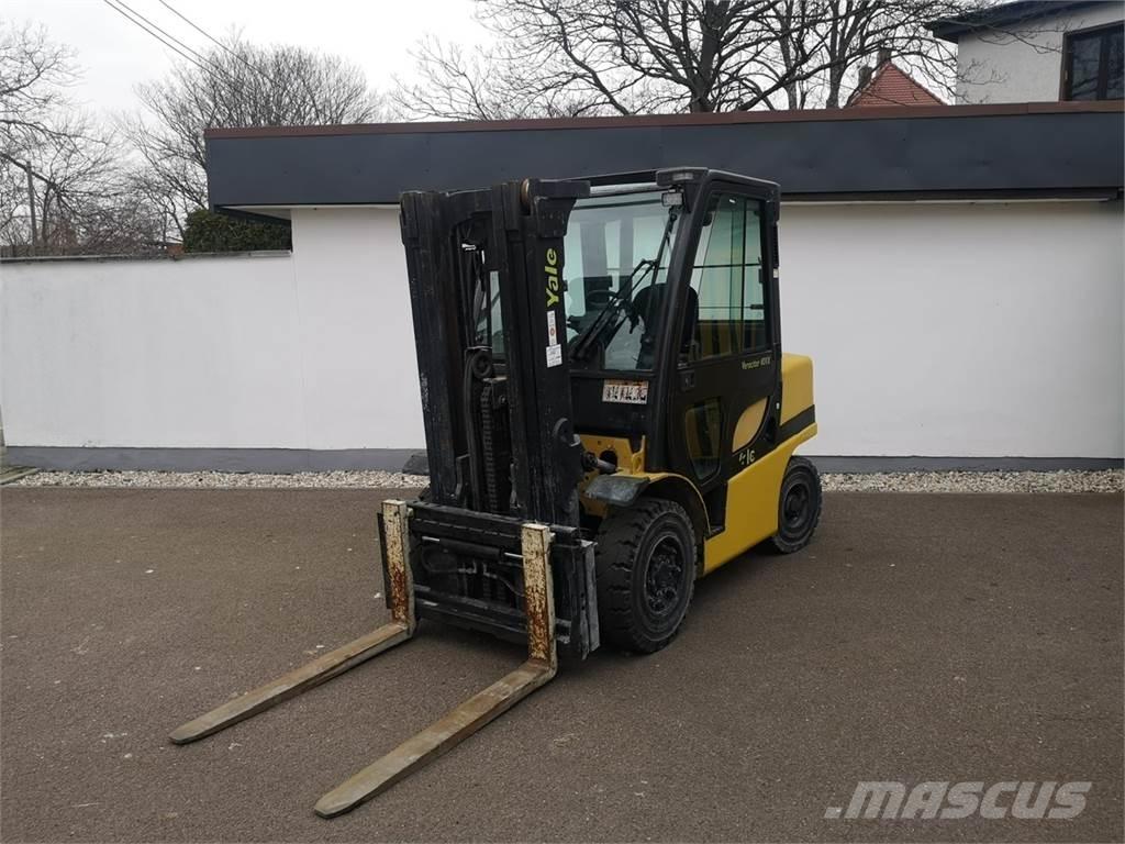 Yale GDP40VX5-B Dieseltrukit