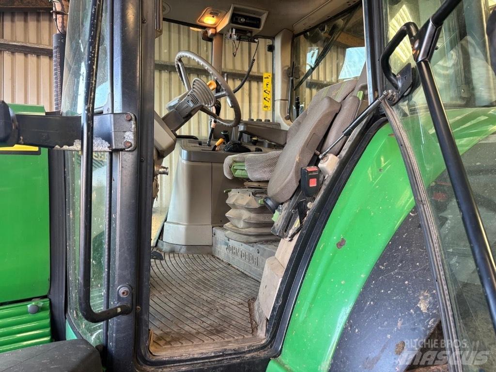 John Deere 6930 Traktorit