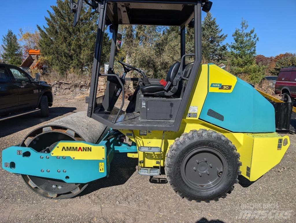 Ammann ARS30 Yksivalssijyrät