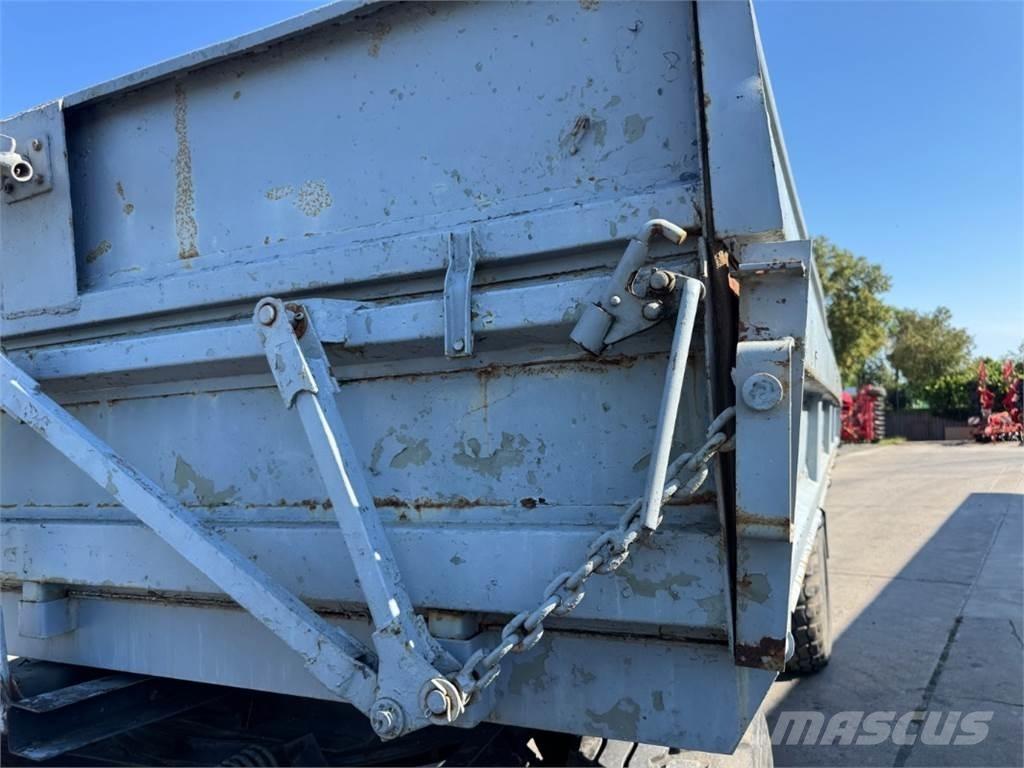 Fortschritt HW 80 Muut perävaunut