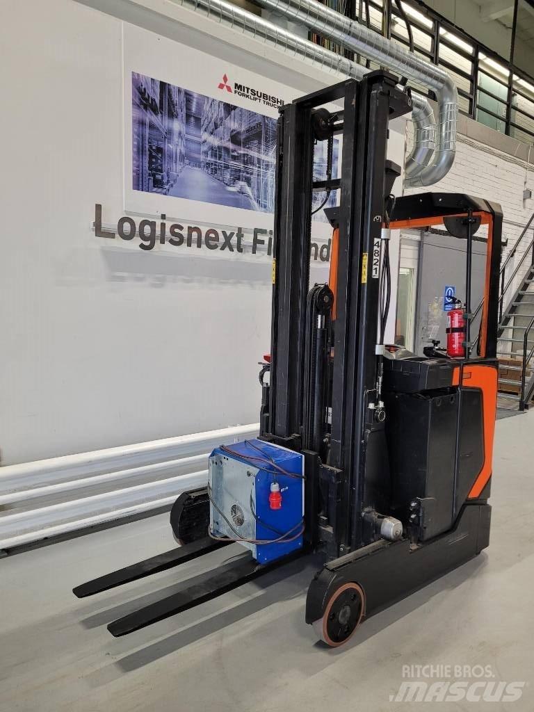 Rocla HSF16 Työntömastotrukit