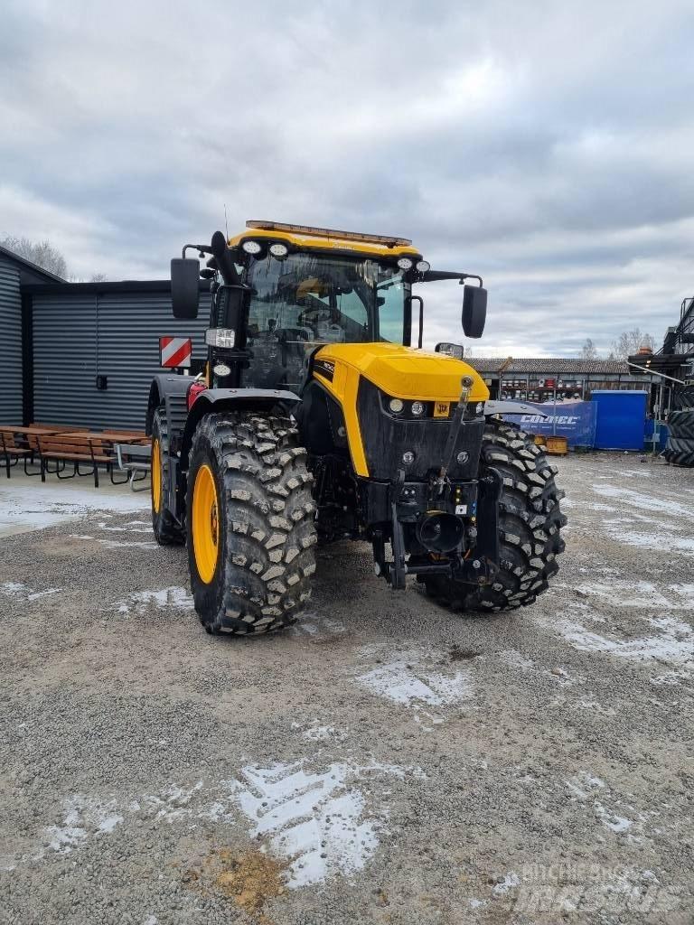 JCB Fastrac 4220 Traktorit
