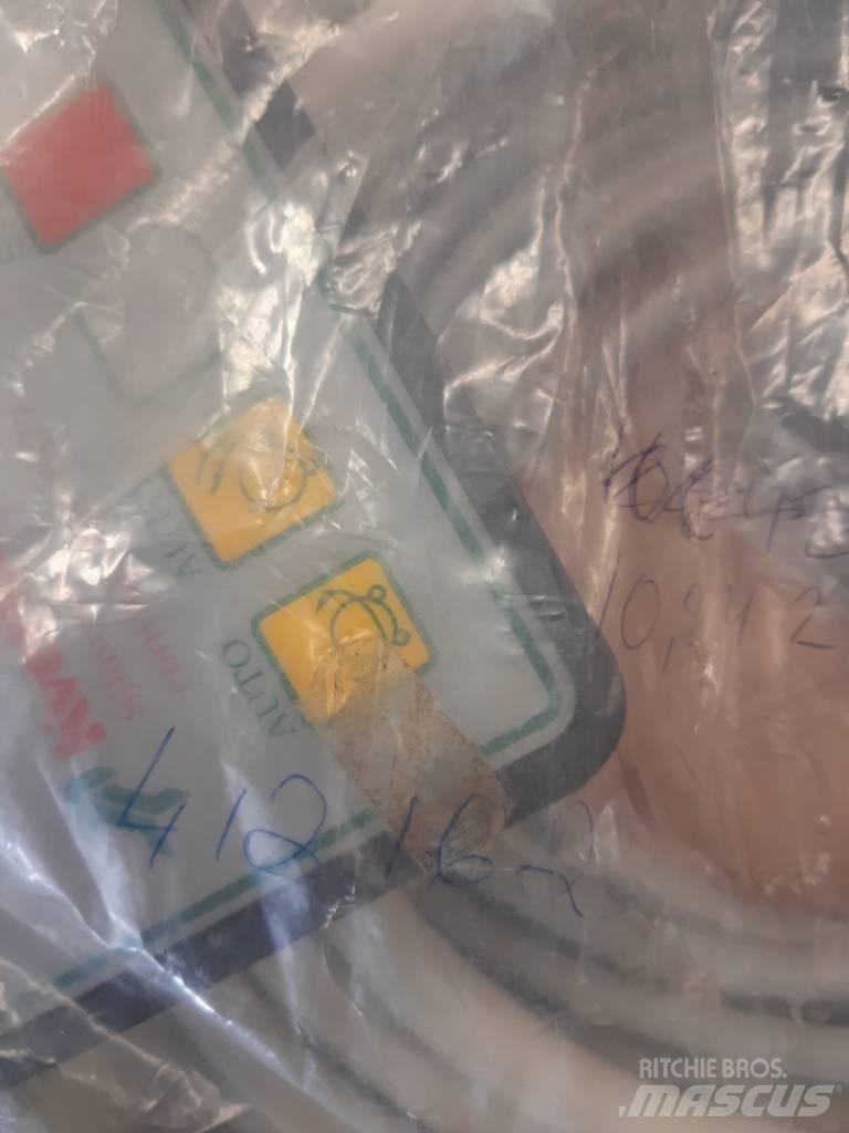 Kverneland 7577 Sähkö ja elektroniikka