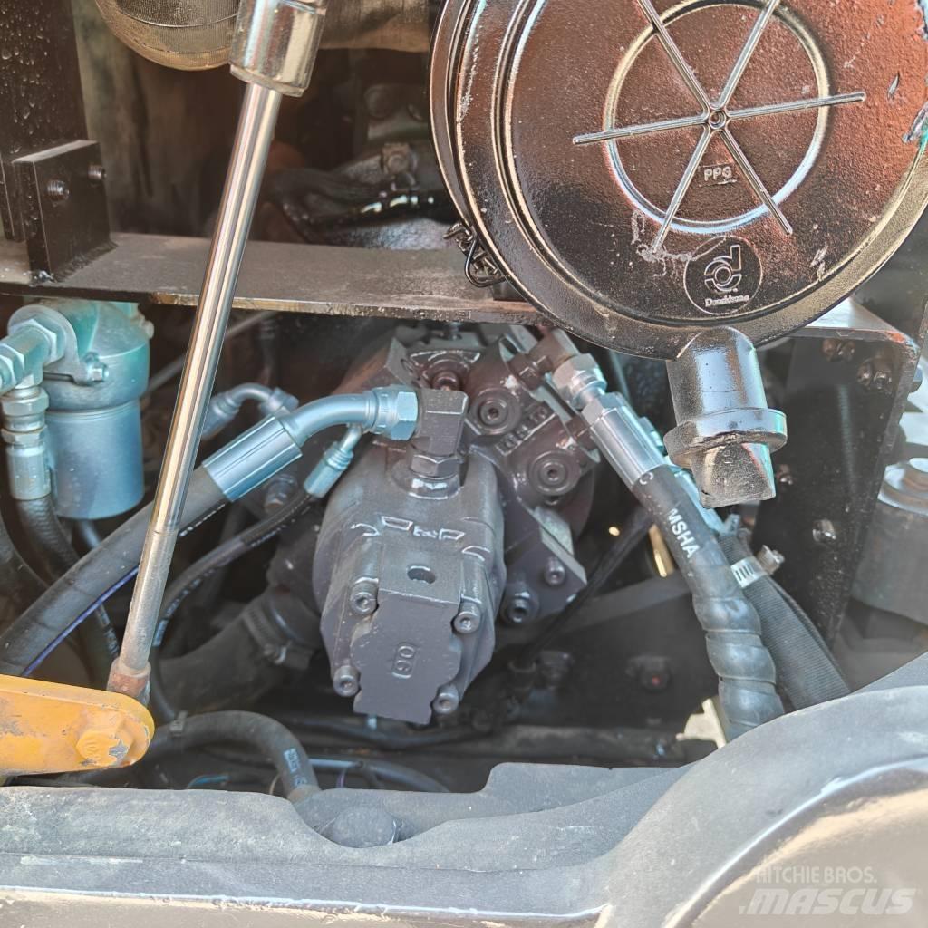 Volvo 60 Telakaivukoneet