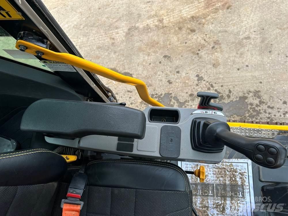 JCB 140X Telakaivukoneet