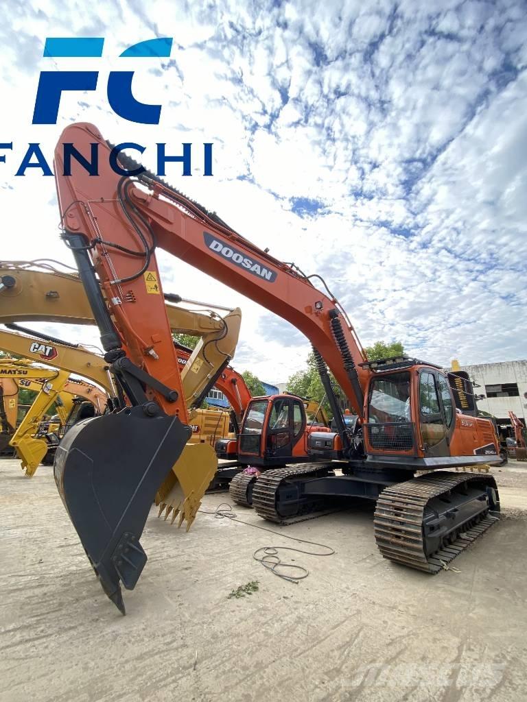 Doosan DX 340 LC Telakaivukoneet