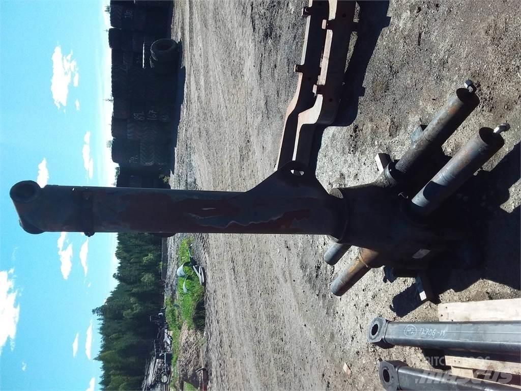 Valmet Crf7 Kuormatraktorinosturit