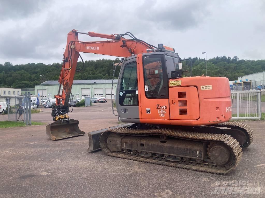 Hitachi ZX 135 US Telakaivukoneet