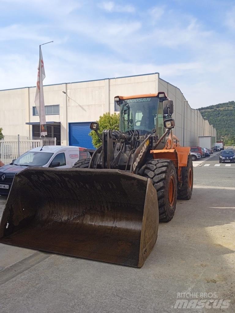 Doosan Dl250-5 Pyöräkuormaajat