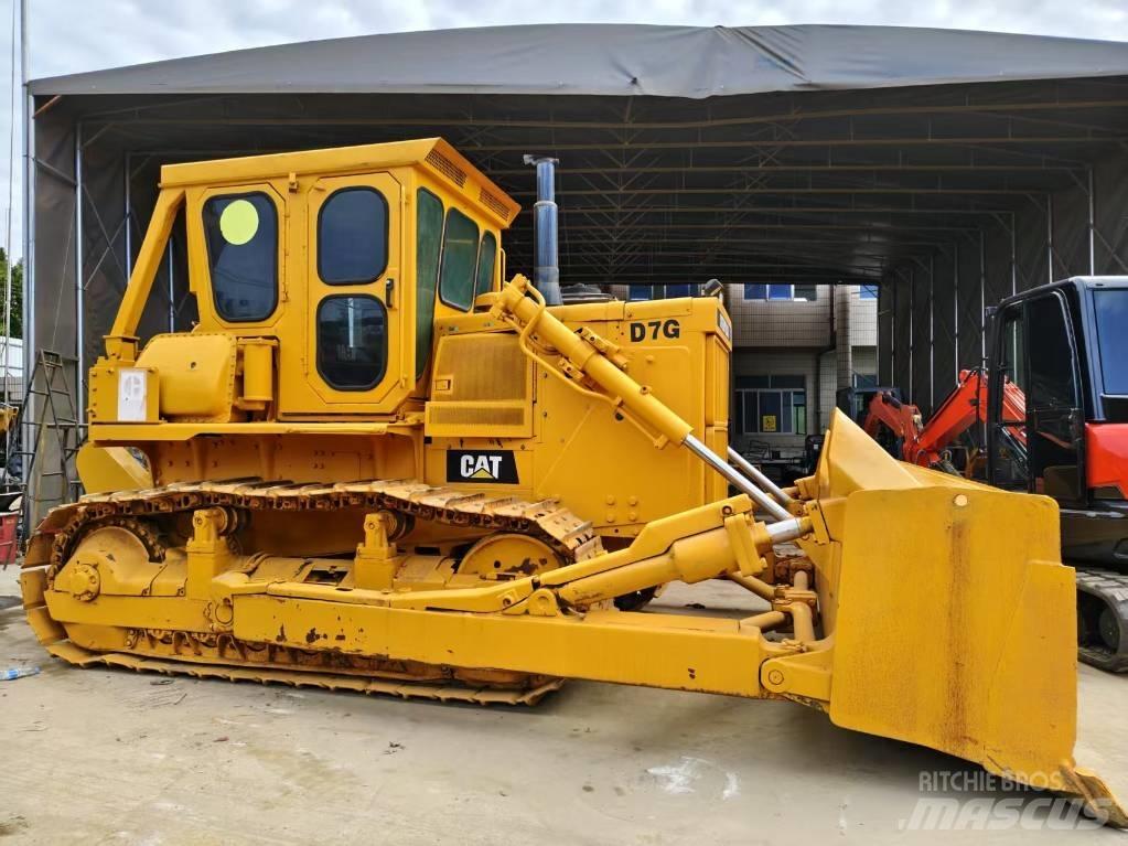 CAT D 7 G Tiehöylät