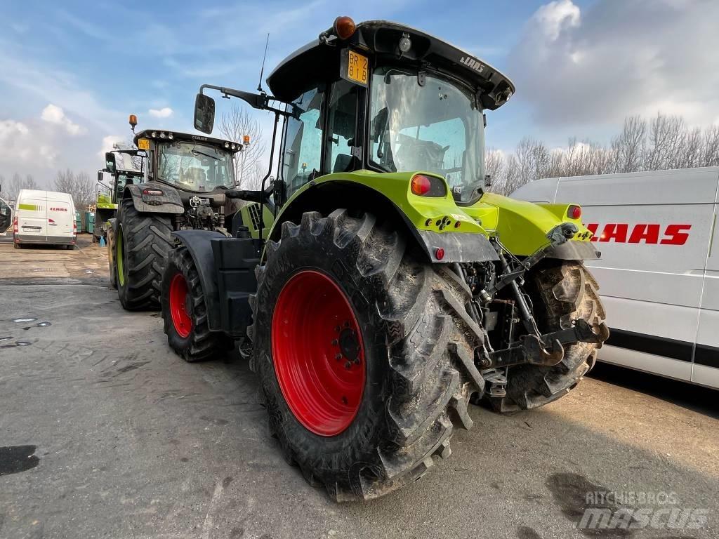 CLAAS Arion 650 Traktorit