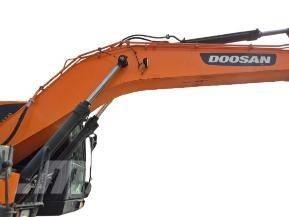 Doosan DX 210 W Pyöräkaivukoneet