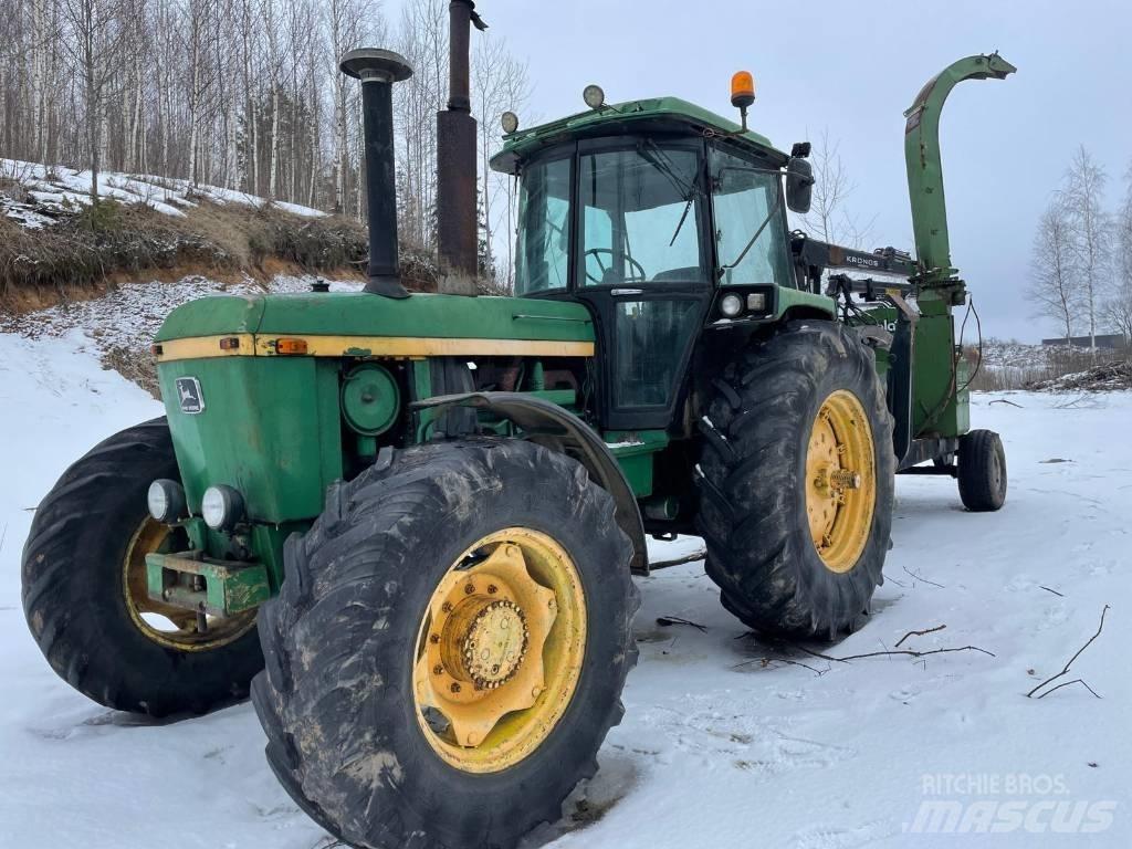 John Deere 4240 S Traktorit
