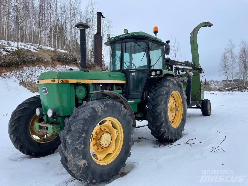 John Deere 4240 S Traktorit