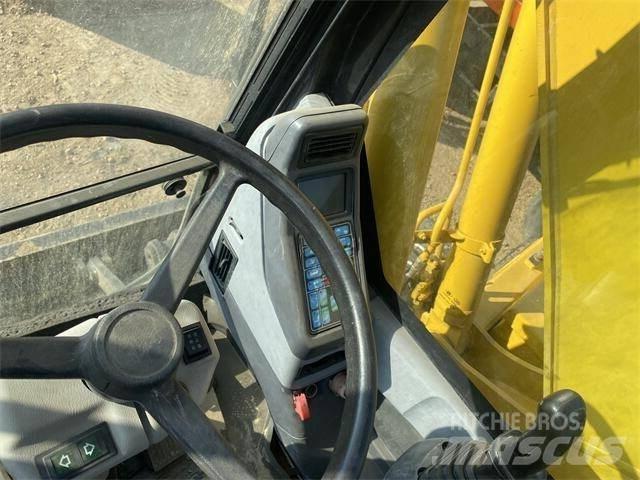 Komatsu PW160 Telakaivukoneet