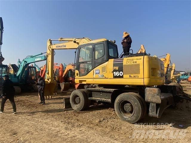 Komatsu PW160 Telakaivukoneet