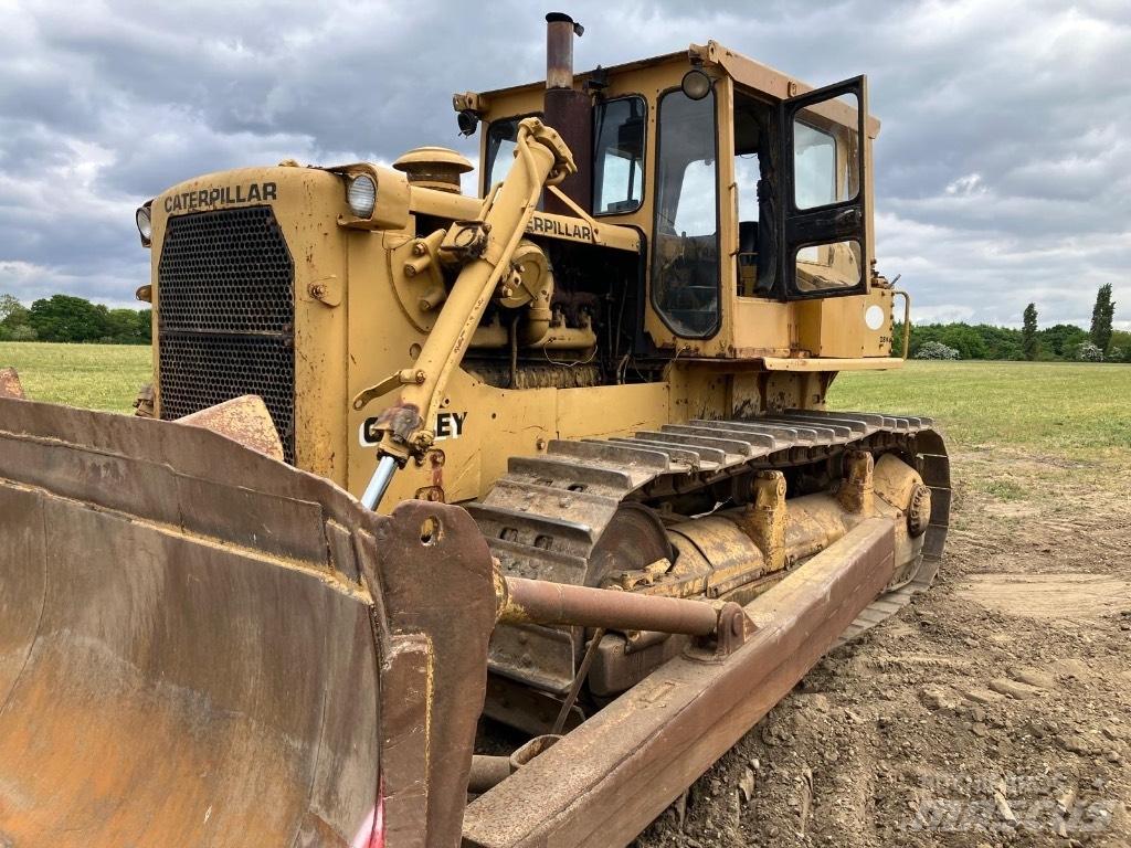 CAT D 8 H Telaketjupuskutraktorit