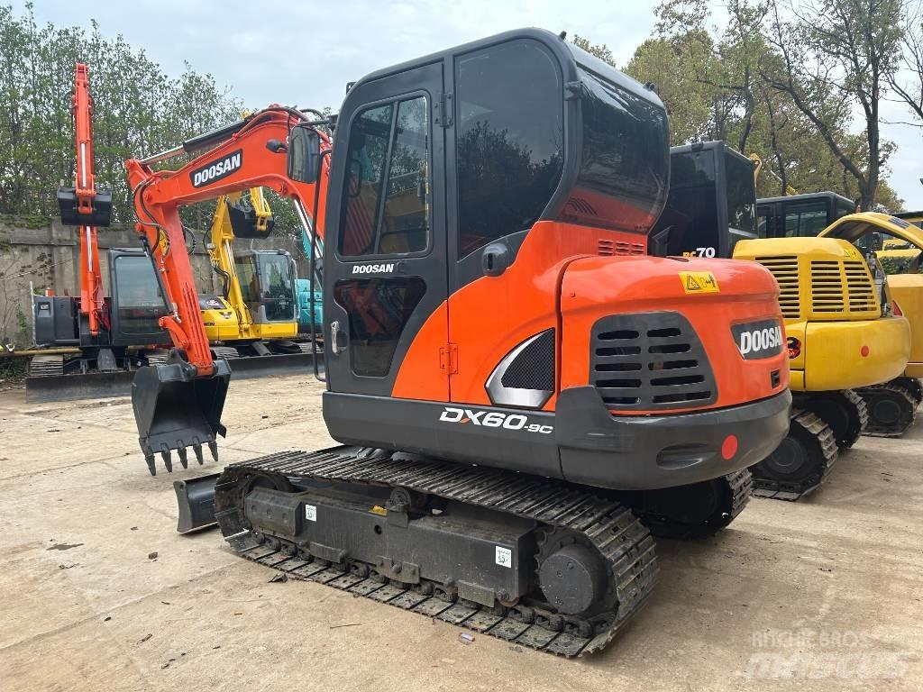 Doosan DX 60-9 C Telakaivukoneet