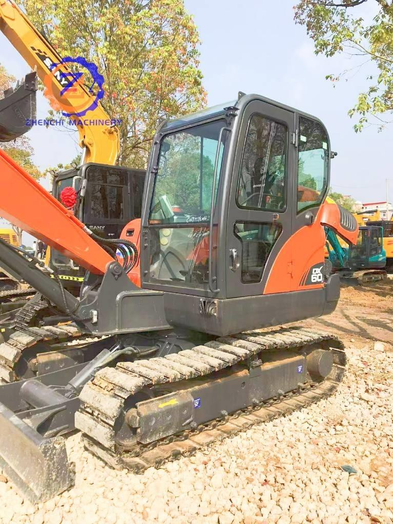 Doosan DX 60 Minikaivukoneet < 7t