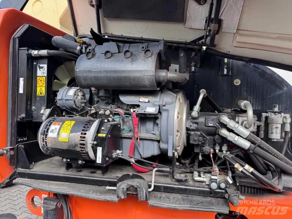 JLG 660 SJ Teleskooppipuominostimet