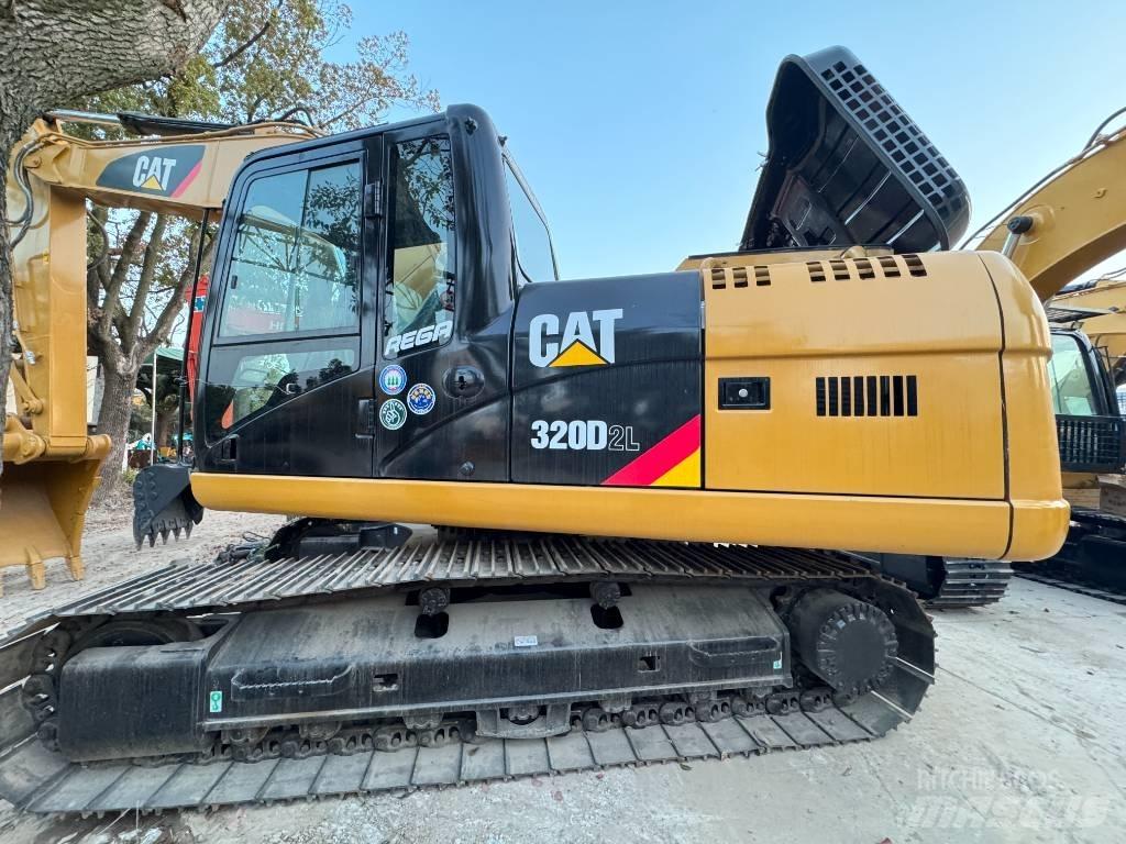 CAT 320D2L Telakaivukoneet