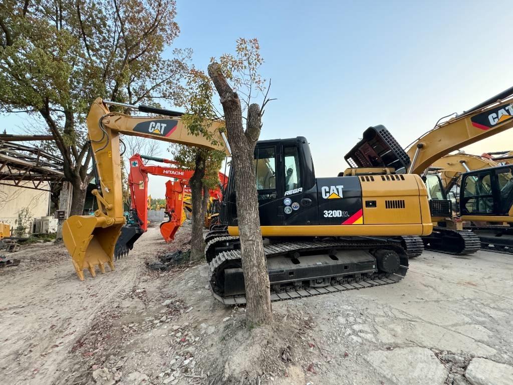 CAT 320D2L Telakaivukoneet