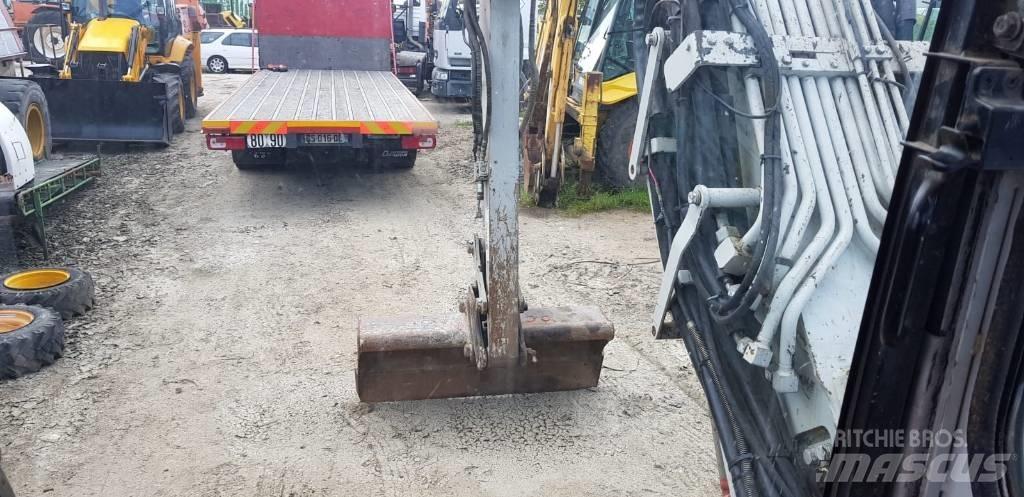 Takeuchi TB180 Muut kuormaus- ja kaivuulaitteet sekä lisävarusteet