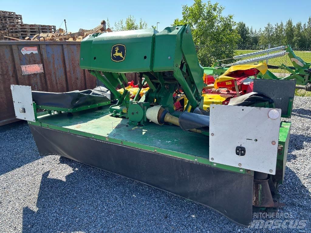 John Deere 131 Niittomurskaimet