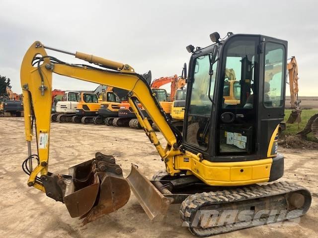 Komatsu PC 26 MR-3 Minikaivukoneet < 7t
