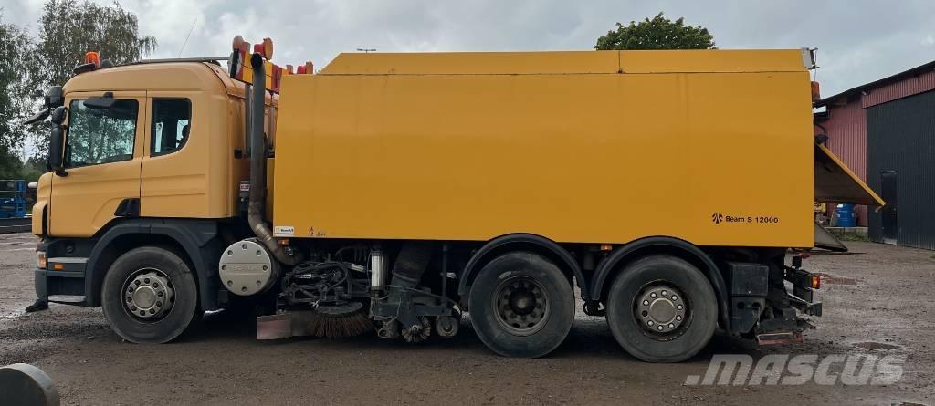 Scania P 310 Lakaisukoneet