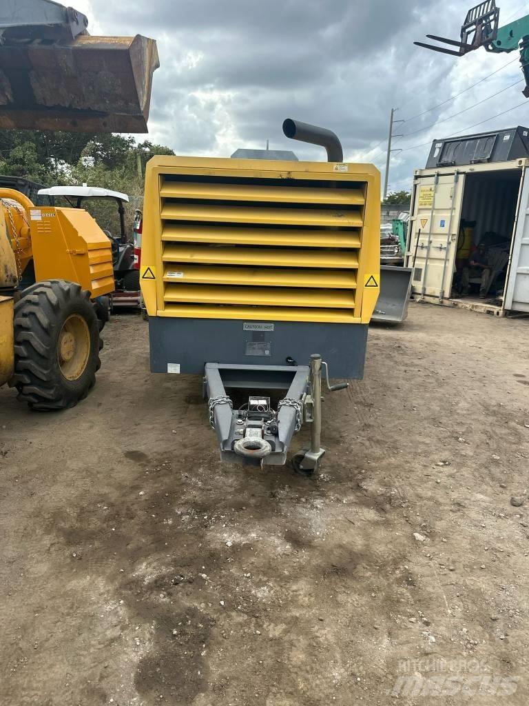 Atlas Copco 750CFM Dieselgeneraattorit