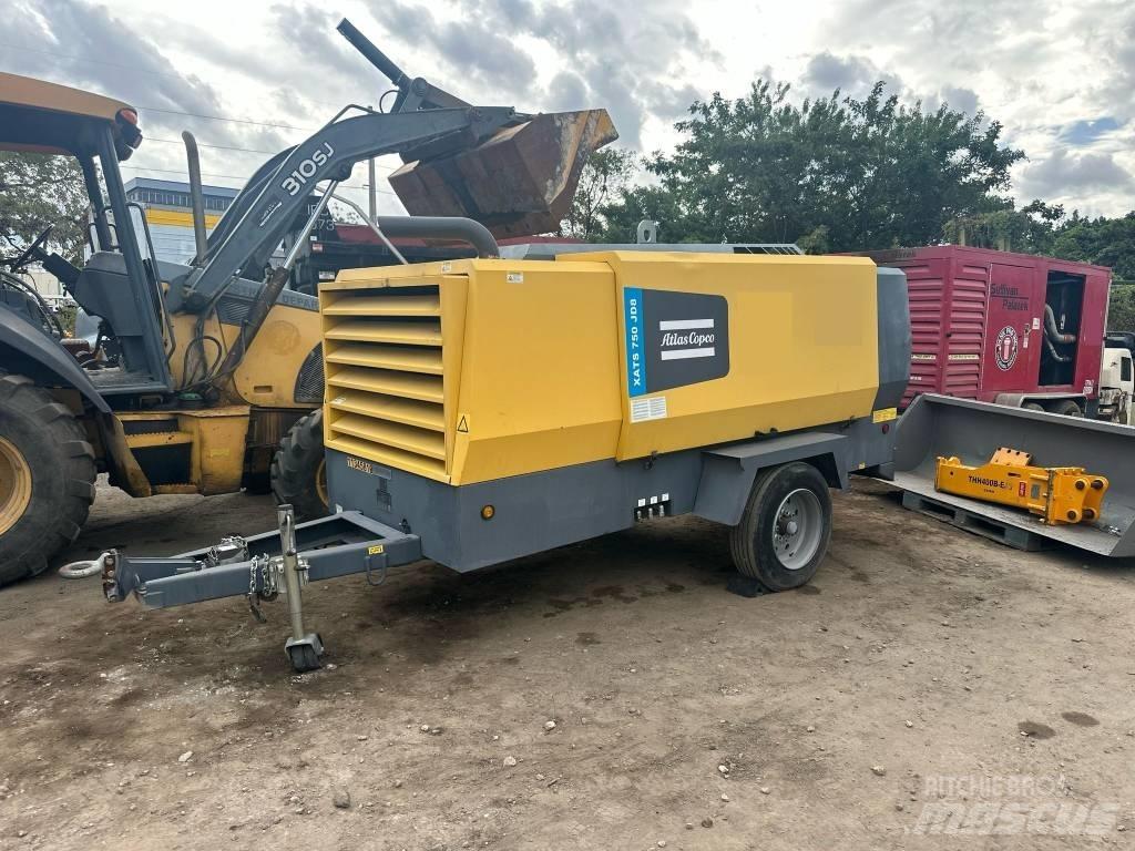 Atlas Copco 750CFM Dieselgeneraattorit