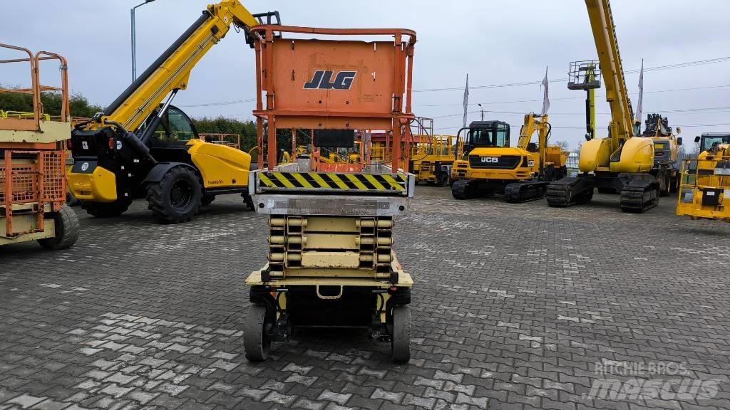 JLG 3246 ES Saksilavat