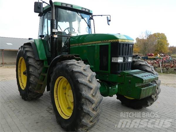 John Deere 7800 Traktorit