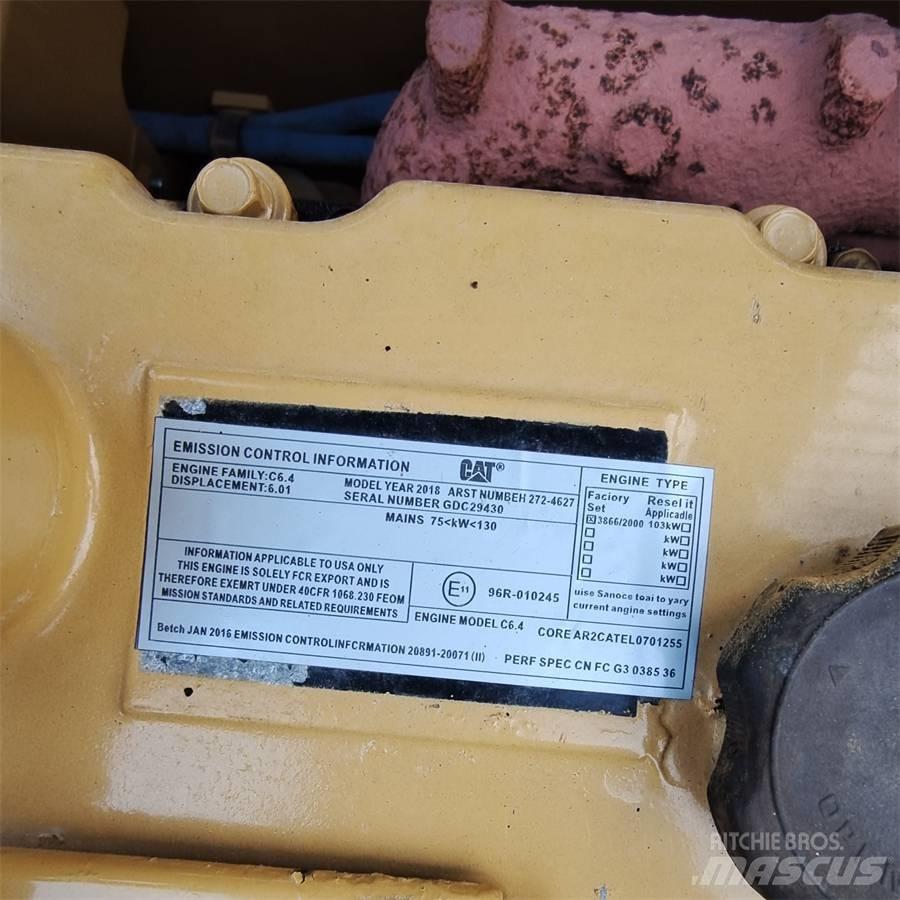 CAT 320D Telakaivukoneet