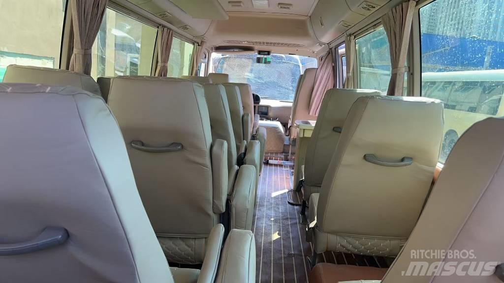 Toyota Coaster Linjaliikennebussit