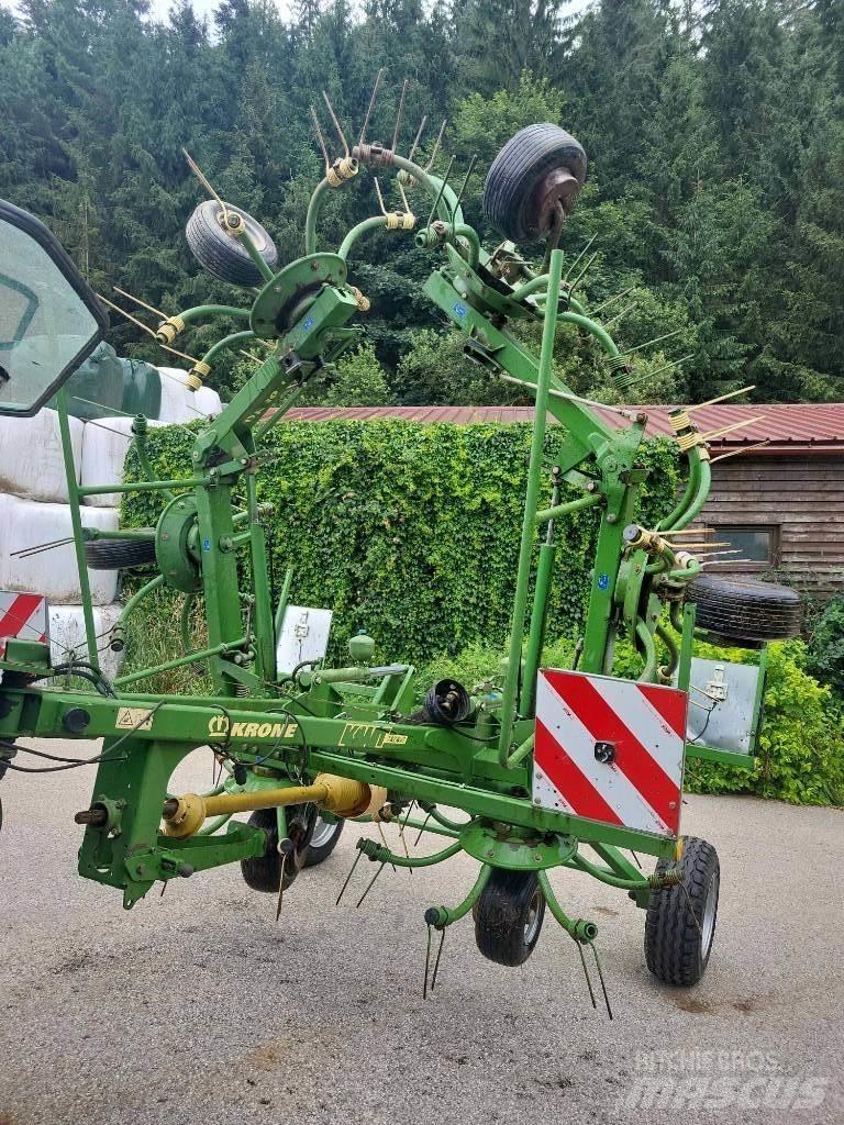Krone KWT 7.82 Pöyhimet ja haravat