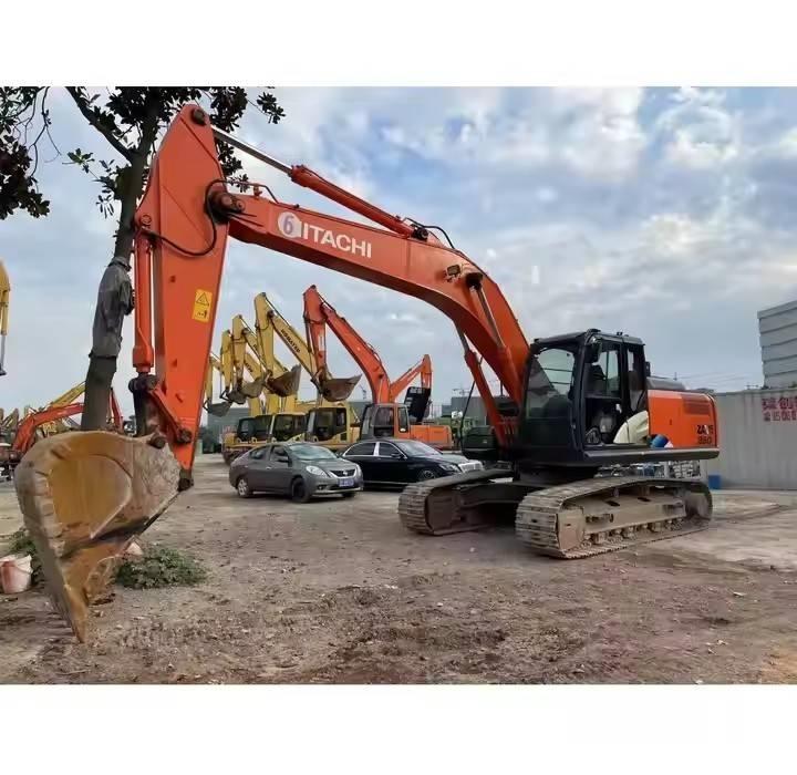 Hitachi ZX 250 Telakaivukoneet