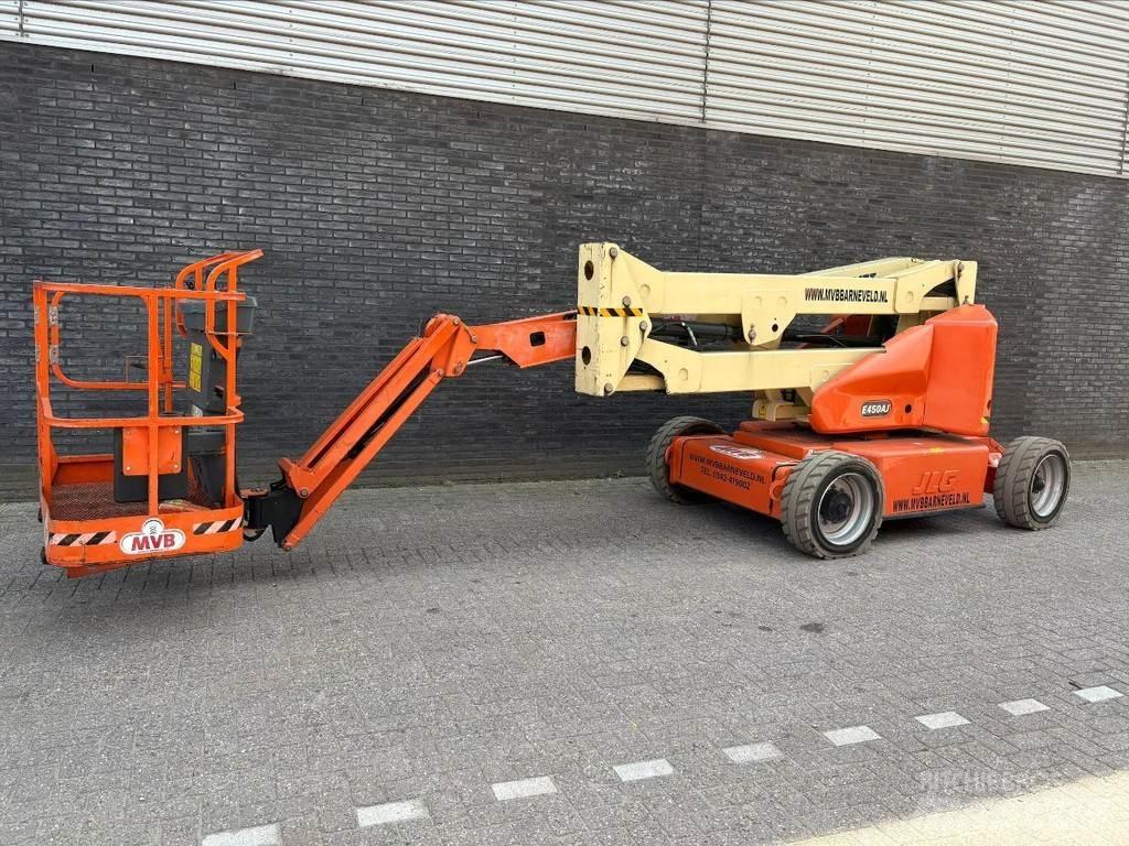 JLG E450AJ Kuukulkijat