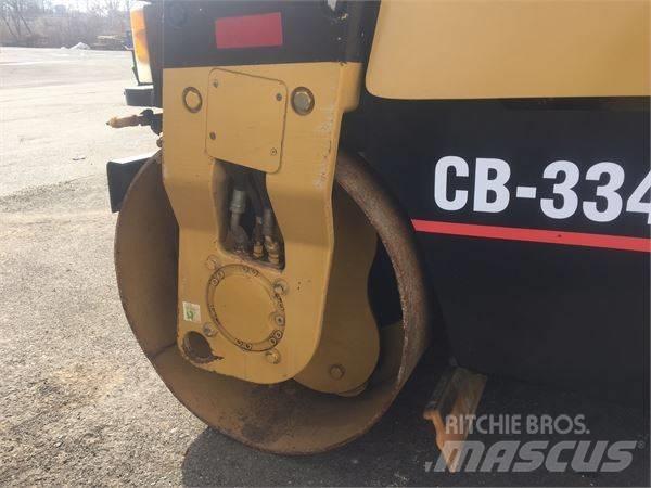 CAT CB 334 D Tandemjyrät
