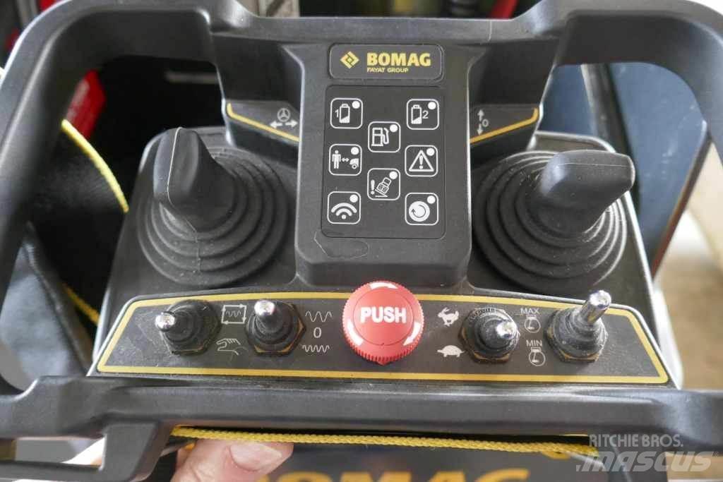 Bomag BMP 8500 Nurmikkojyrät