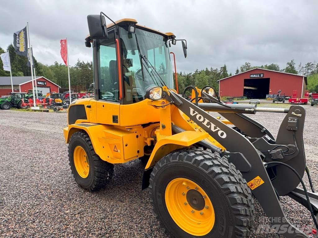 Volvo L 30 HS Pyöräkuormaajat