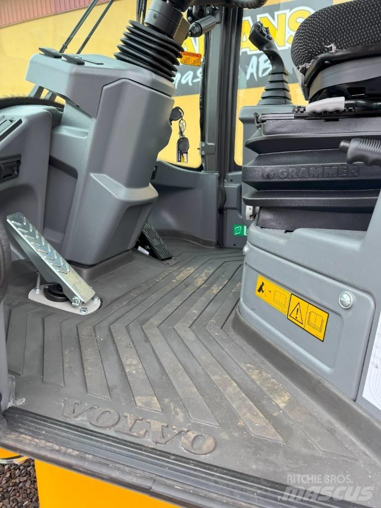 Volvo L 30 HS Pyöräkuormaajat